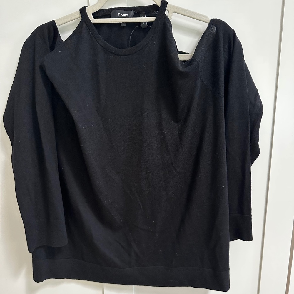 Theory sweater